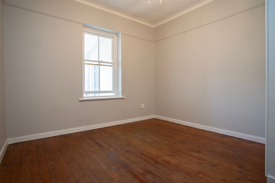 To Let 5 Bedroom Property for Rent in Moorreesburg Western Cape